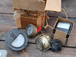 lot 425 image: Lot of  Gauges and Meters - Amperes, Pressure, Temp
