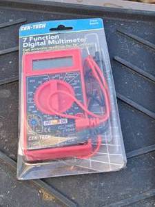 lot 340 image: Cen-Tech 7-Function Digital Multimeter