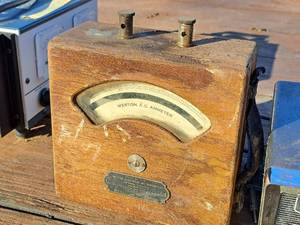 lot 465 image: Vintage Weston A.C. Ammeter 185