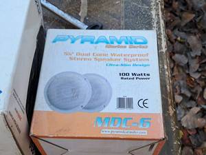lot 502 image: Lot of (1 Box) Pyramid 100 Watt 5-14 Marine Series Dual Cone Waterproof Stereo Speakers MDC-6