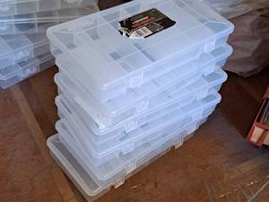 lot 549 image: Lot of (6) Tool Shop Plastic 6 Compartment Parts Organizers