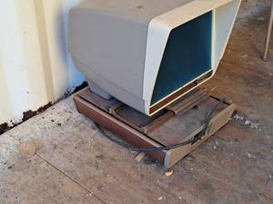 lot 539 image: Vintage Omni 90 Microfilm Projector