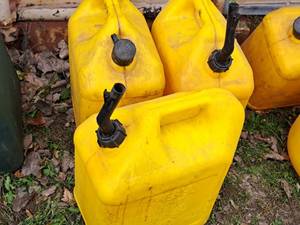 lot 592 image: Lot of (3) Diesel Fuel Cans