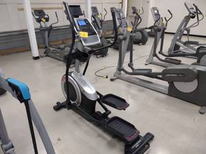 lot 10 image: Pro-Form Endurance 520E Elliptical ...