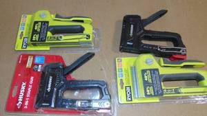 lot 62 image: 4 Mixed Staple Guns
