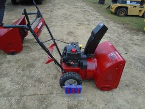 Yard Machine 522 snow blower. Used condition. Tested & works. As shown.