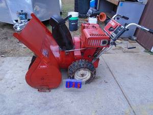 Toro 1132 snow blower with electric start. Used condition. Tested & works. As shown.