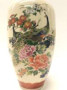 lot 52 image: Signed Vintage Japanese Porcelain Vase wPeacocks