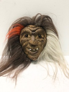 lot 59 image: Hand Carved Wooden Face Wall Plaque 