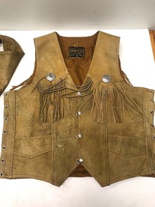 lot 60 image: Vintage Western Leather Vest & Chaps Set