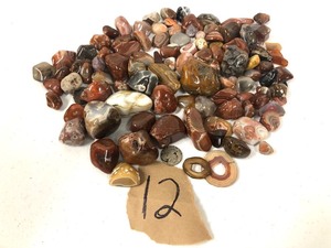 lot 22 image: Large Group of Assorted Agates etc #12