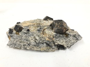 lot 69 image: Spinel Rock Cluster 