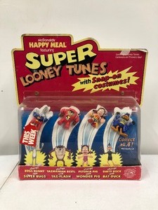 lot 42 image: Retro Vintage 1990s McDonalds Super LOONEY TUNES Countertop Advertising Display