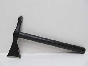 lot 148 image: Brand New Tomahawk wCover by American Tomahawk