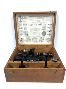 lot 7 image: Antique GOODELL PRATT 5 x 12 Precision Model Lathe wCase