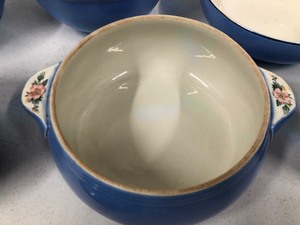 lot 204 image: Nice Group of HALLS Blue Nesting Bowls & Covered Dishes