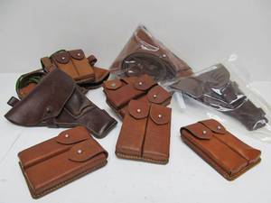 lot 111 image: Great Lot of Leather Pistol Holsters etc