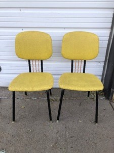 lot 219 image: Great Looking Pair of Mid Century ARVIN Yellow Atomic Style Side Chairs