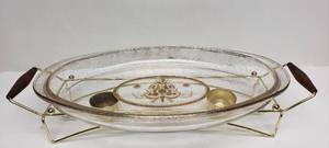 lot 227 image: Vintage Pyrex Georges Briard Sonata Pattern Oval Platter 18 W  Cradle
