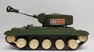 lot 228 image: Large Vintage Remco U.S. Army BULLDOG Tank Toy Non-Battery Operated 15