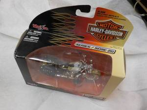 Harley Davidson Motor Cycles Maisto 118 Die Case replica