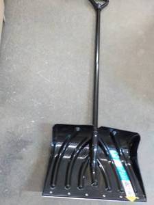 Suncast 18 Combo Snow Shovel and Pusher- made in USA