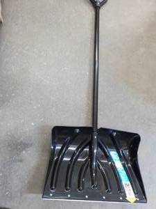 Suncast 18 Combo Snow Shovel and Pusher- made in USA