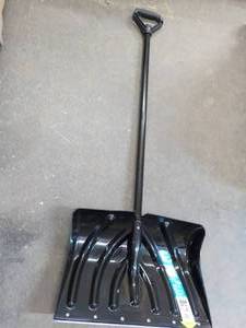 Suncast 18 Combo Snow Shovel and Pusher- made in USA
