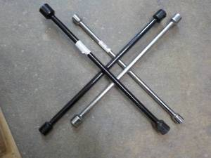 2 - 4 way Lug Wrenches 1 - 20 and other 22
