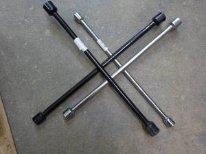 2 - 4 way Lug Wrenches 1 - 20 and other 22