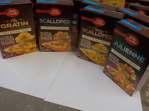 8 Boxes Betty Crocker Potatoes Meals - 2 each Julienne, Cheesy Scalloped, Scalloped, and Au Gratin best date 07262023