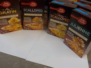 8 Boxes Betty Crocker Potatoes Meals - 2 each Julienne, Cheesy Scalloped, Scalloped, and Au Gratin best date 07262023