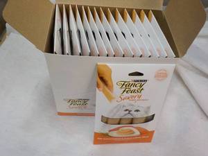 15 ct Purina Fancy Feast Savory Cat Treats Natural Salmon and Tuna in a Demi Glaze best date 082023 Retail $3 each