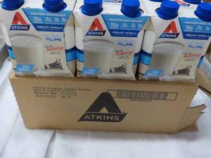Atkins 12 x 11 oz Protein Rich Creamy Vanilla Shakes best date 112023