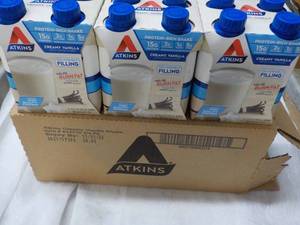 Atkins 12 x 11 oz Protein Rich Creamy Vanilla Shakes best date 112023