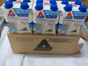 Atkins 12 x 11 oz Protein Rich Creamy Vanilla Shakes best date 112023