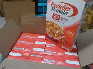 8 x 9 oz Boxes Premier Protein Mixed Berry Almond Cereal