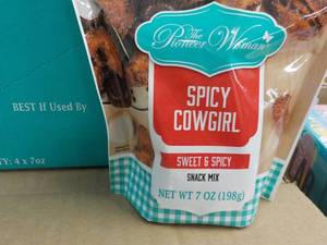 8 x 7 oz The Pioneer Women Spicy Cowgirl Snack Mix best date 092023
