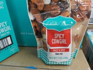 8 x 7 oz The Pioneer Women Spicy Cowgirl Snack Mix best date 092023