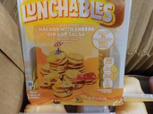 16 Lunchables Nachos with Cheese Dip and Salsa 4.4 oz pkgs best date 092023