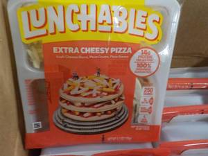 16 Lunchables Extra Cheese Pizza 4.2 oz pkgs best date 092023