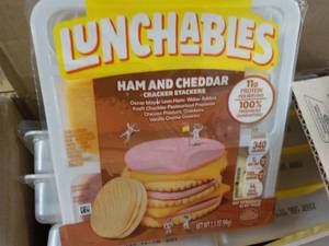 16 Lunchables Ham and Cheese 3.5 oz best date 092023