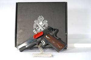 lot 48 image: 9mm Springfield Armory - Garrison Blued - 5