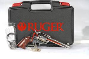 lot 51 image: Ruger .357 Revolver With Case