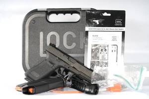 lot 57 image: 9mm GLOCK 34 GEN5 17RD MOS FRT SER