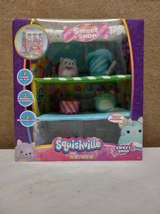 lot 5 image: NEW SQUISHMALLOWS SQUISHVILLE 11 SWEET SHOP PLAYSET