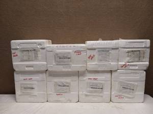 lot 26 image: HAWTHORNE VILLAGE CHRISTMAS SET WITH CERTIFICATE OF AUTHENTICITY