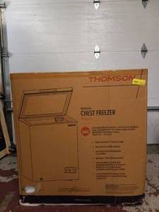 lot 41 image: THOMSON 7.0 CU.FT CHEST FREEZER