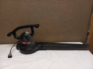 lot 69 image: TORO LEAF BLOWER