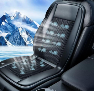 lot 529 image: DE.HOME Cooling Car Seat Cushion - Black